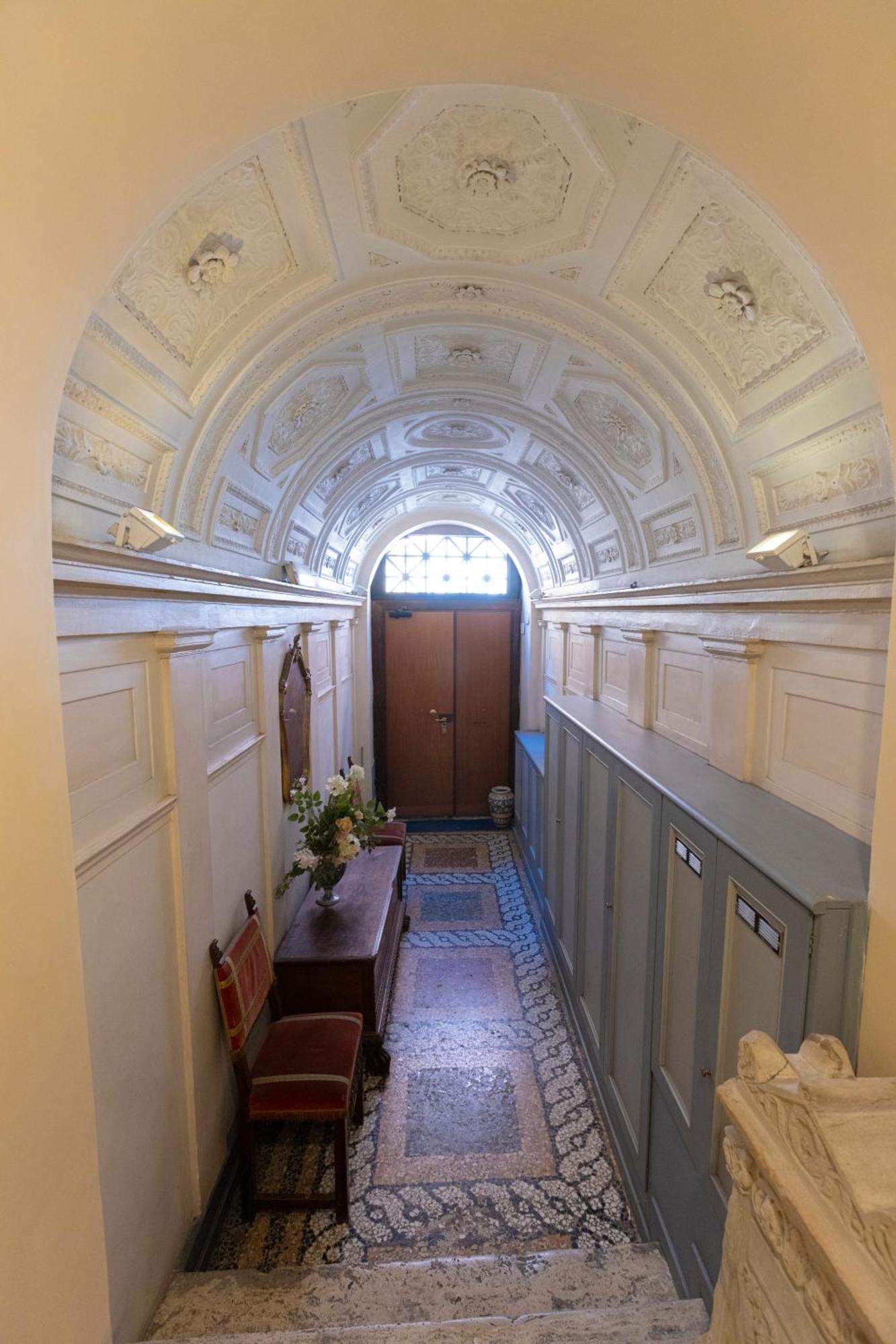 Barberini Apt Close To Fontana Di Trevi 로마 외부 사진